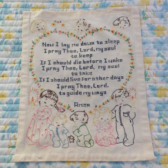 Vintage Needlepoint Sampler of Childs Prayer Large 17.5" x21" Now I lay me down - Picture 8 of 8